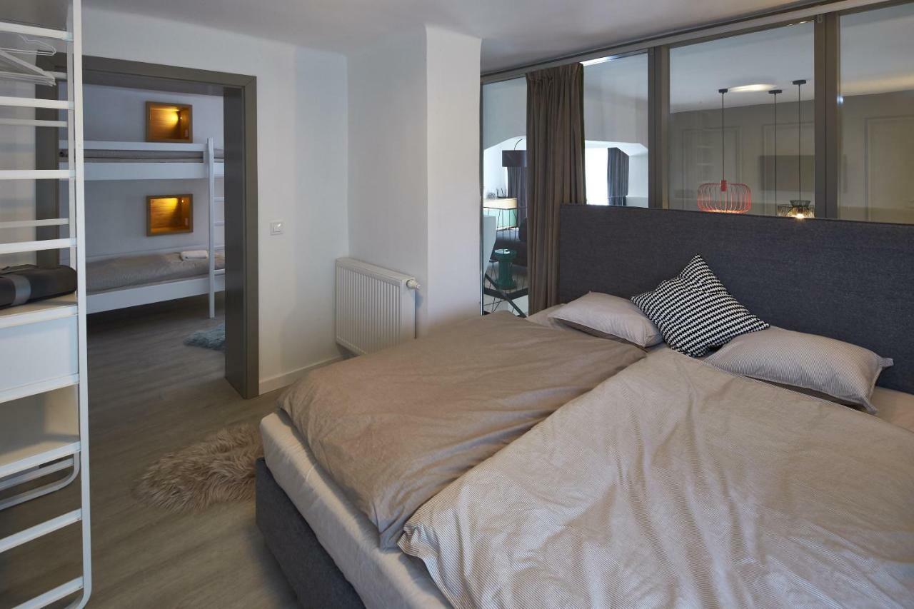 7Domb Apartman Komló Exteriör bild