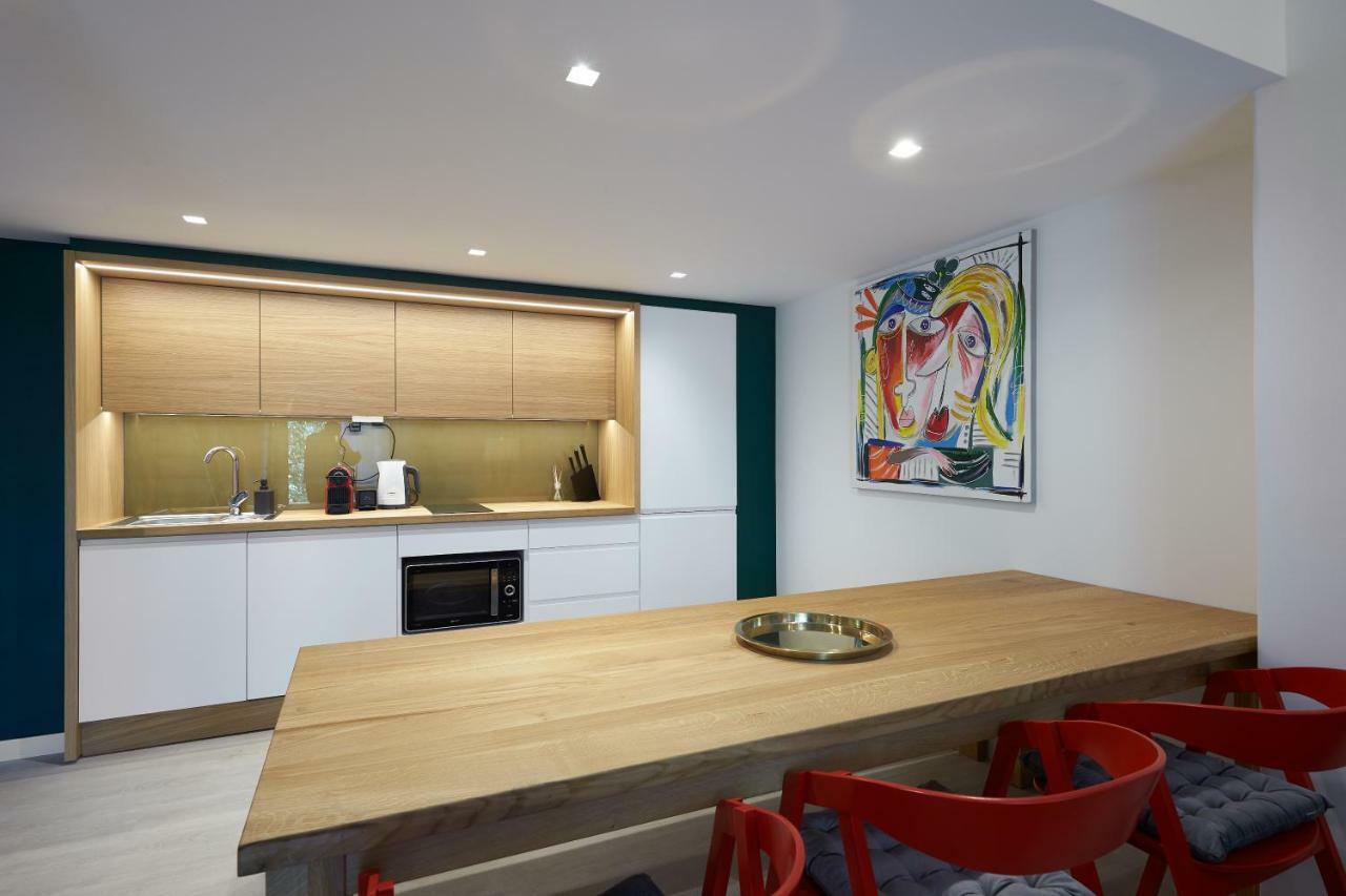 7Domb Apartman Komló Exteriör bild