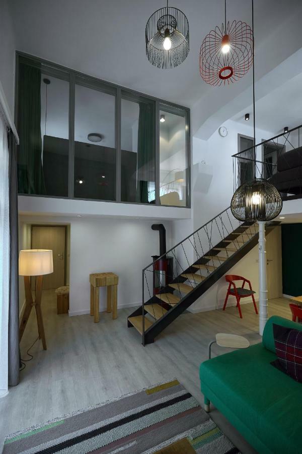 7Domb Apartman Komló Exteriör bild