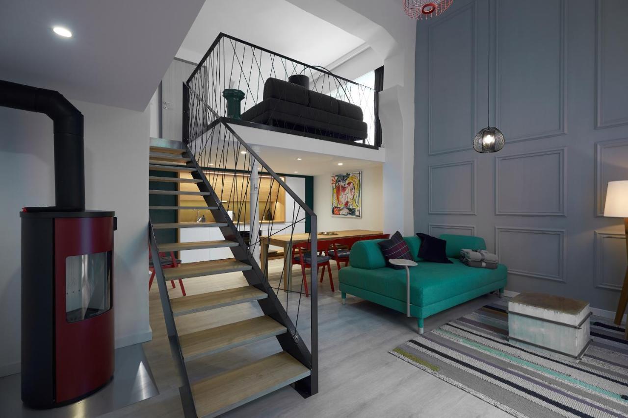 7Domb Apartman Komló Exteriör bild