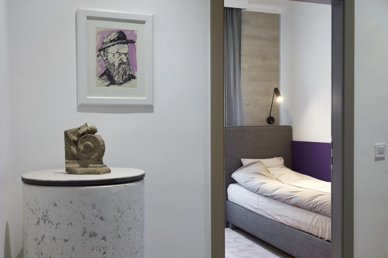 7Domb Apartman Komló Exteriör bild